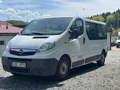 Vit Begagnad 2012 Opel Vivaro Minibuss | 114 900 kr
