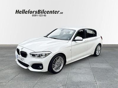 Vit Begagnad 2017 BMW 118 M Sport Halvkombi | 174 500 kr (Marknadspris)
