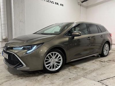 Grön Begagnad 2020 Toyota Corolla Executive Kombi | 209 900 kr (Marknadspris)