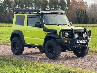Begagnad Suzuki Jimny 102 HK (75 kW) 2019 Gul SUV