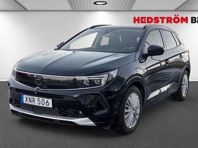 Svart Begagnad 2022 Opel Grandland X SUV | 329 000 kr