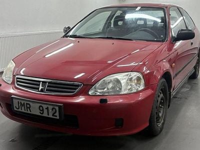 Röd Begagnad 1999 Honda Civic Halvkombi | 19 900 kr