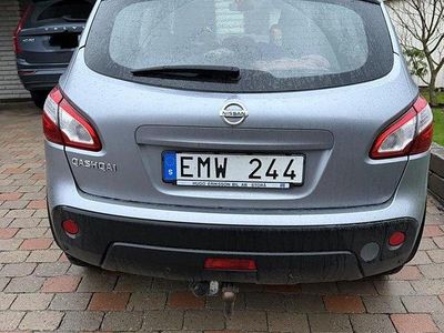 Begagnad Nissan Qashqai 117 HK (86 kW) 2012 Grå SUV