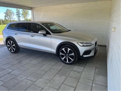 Volvo V60 CC