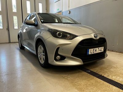 begagnad Toyota Yaris Hybrid CVT Euro 6