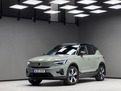 Grön Begagnad 2022 Volvo XC40 Ultimate SUV | 429 900 kr