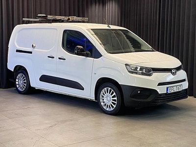 Vit Begagnad 2022 Toyota Proace City City Minibuss | 289 000 kr