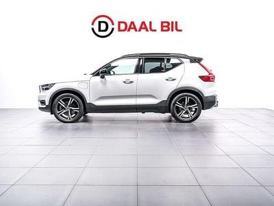 Begagnad Volvo XC40 R-Design 262 HK (192 kW) 2020 Vit SUV