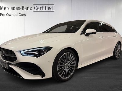 Vit Begagnad 2024 Mercedes CLA200 Shooting Brake AMG Kombi | 379 000 kr (Marknadspris)