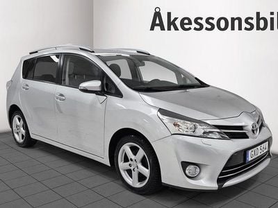 Silver Begagnad 2015 Toyota Verso Minibuss | 119 000 kr (Lite dyr)