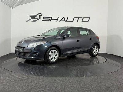 Grå Begagnad 2011 Renault Mégane III Halvkombi | 79 900 kr (Dyr)