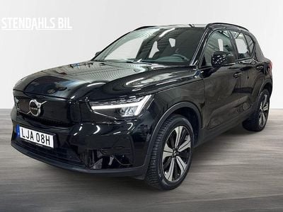 Begagnad Volvo XC40 Core 175 kW (238 HK) 2023 Svart SUV