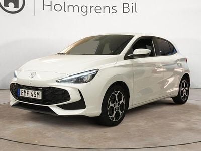 Begagnad MG MG3 Luxury 180 HK (132 kW) 2024 Vit Halvkombi