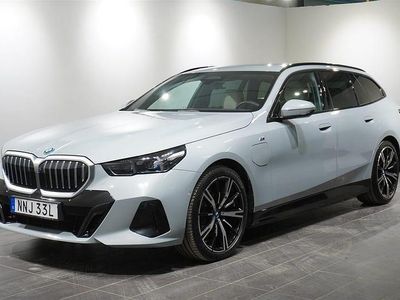 Begagnad BMW 530 M Sport 190 HK (139 kW) 2025 M brooklyn grey metallic Kombi