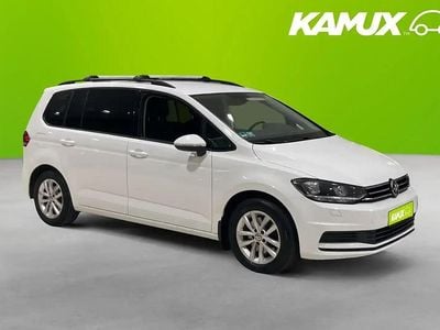 Vit Begagnad 2017 VW Touran Minibuss | 145 800 kr (Bra pris)