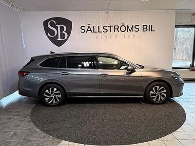 Begagnad VW Passat Business 150 HK (110 kW) 2024 Grå Kombi