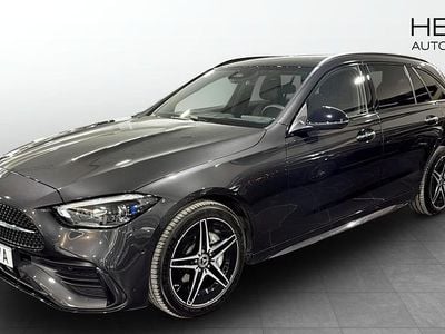 Grå metallic Begagnad 2025 Mercedes C300e AMG Kombi | 619 900 kr (Dyr)