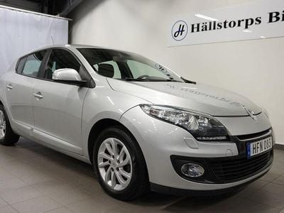 Silver Begagnad 2013 Renault Mégane III Halvkombi | 49 900 kr (Marknadspris)