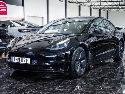 Begagnad Tesla Model 3 Long Range AWD 366 kW (498 HK) 2022 Svart Sedan