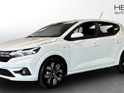 Vit (white) Ny 2025 Dacia Sandero Expression Halvkombi | 219 900 kr (Marknadspris)
