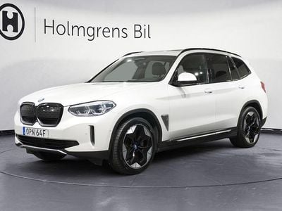 Vit Begagnad 2021 BMW iX3 Shadowline SUV | 359 500 kr (Marknadspris)