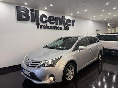 Silver Begagnad 2012 Toyota Avensis Executive Kombi | 79 900 kr (Marknadspris)