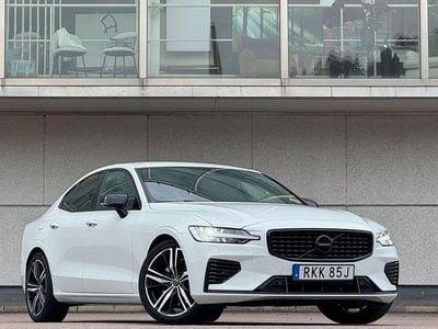 Vit Begagnad 2020 Volvo S60 R-Design Sedan | 329 900 kr (Marknadspris)