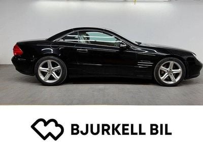 Begagnad Mercedes SL500 306 HK (225 kW) 2003 Svart Cab
