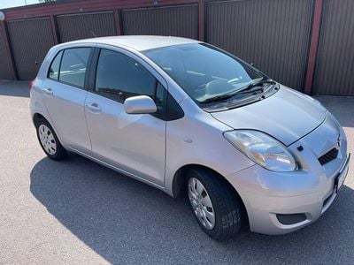 Begagnad Toyota Yaris 101 HK (74 kW) 2009 Halvkombi