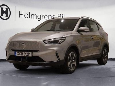 Grå Begagnad 2022 MG ZS Luxury SUV | 224 900 kr (Marknadspris)