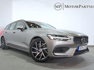Begagnad Volvo V60 Momentum 253 HK (186 kW) 2020 Grå Kombi