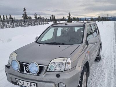 begagnad Nissan X-Trail 2.5 4x4 Euro 3