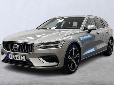 Silver Begagnad 2023 Volvo V60 Plus Kombi | 409 900 kr (Lite dyr)