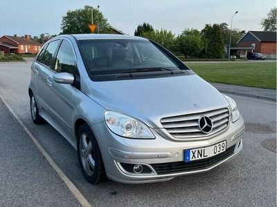 Mercedes B200