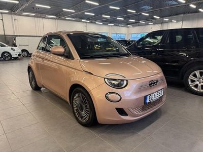 Röd Begagnad 2022 Fiat 500e Halvkombi | 209 900 kr (Lite dyr)