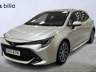 Silver Begagnad 2020 Toyota Corolla Hybrid Halvkombi | 239 900 kr