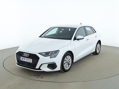Vit Begagnad 2021 Audi A3 Sportback e-tron Halvkombi | 253 000 kr (Marknadspris)