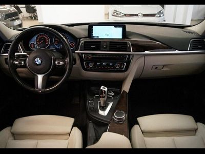 begagnad BMW 320 d xDrive Touring Steptronic Luxury Line Euro 6