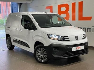 Vit kaolin Ny 2025 Peugeot E-Partner Minibuss | 499 875 kr (Dyr)
