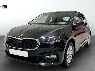 Svart Ny 2025 Skoda Fabia Selection Halvkombi | 269 300 kr (Marknadspris)