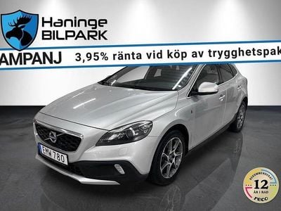 Silver Begagnad 2015 Volvo V40 CC Ocean Race Kombi | 149 995 kr (Marknadspris)