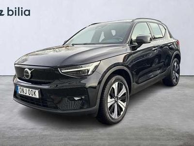 Svart Begagnad 2022 Volvo XC40 Plus SUV | 339 900 kr