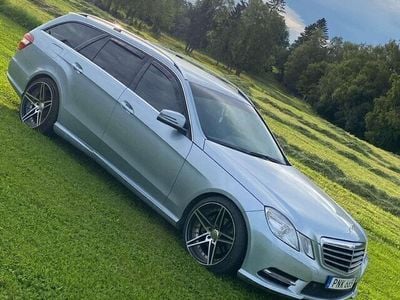 Mercedes E220
