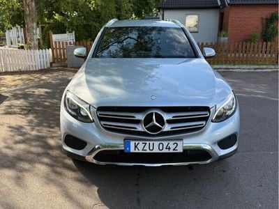 Mercedes GLC220