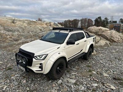 Vit Begagnad 2022 Isuzu D-Max Pickup | 799 000 kr