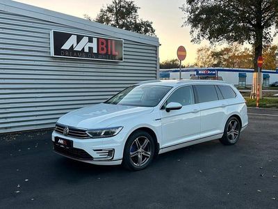 Vit Begagnad 2017 VW Passat GTE Kombi | 179 900 kr (Marknadspris)