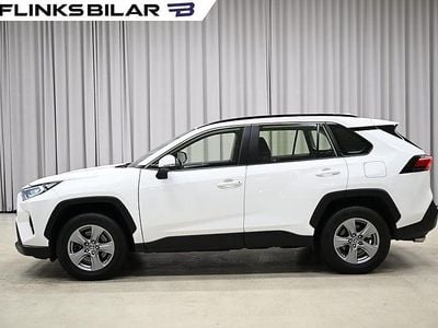 Vit Begagnad 2022 Toyota RAV4 Hybrid SUV | 328 750 kr (Superpris)