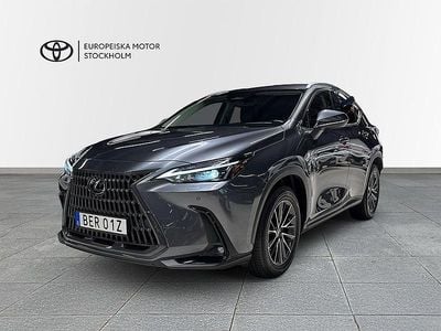 Grå Begagnad 2023 Lexus NX350h Business Edition SUV | 454 900 kr (Bra pris)