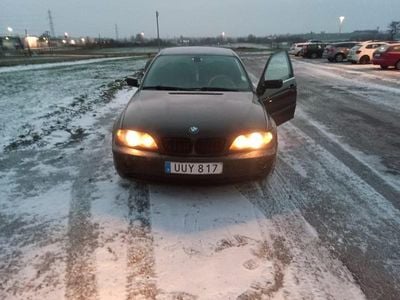 Begagnad 2004 BMW 318 Sedan | 50 000 kr (Dyr)