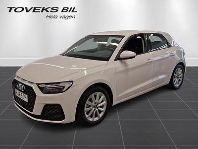 Vit (cortinavit) Begagnad 2025 Audi A1 Sportback Proline Halvkombi | 239 900 kr (Marknadspris)